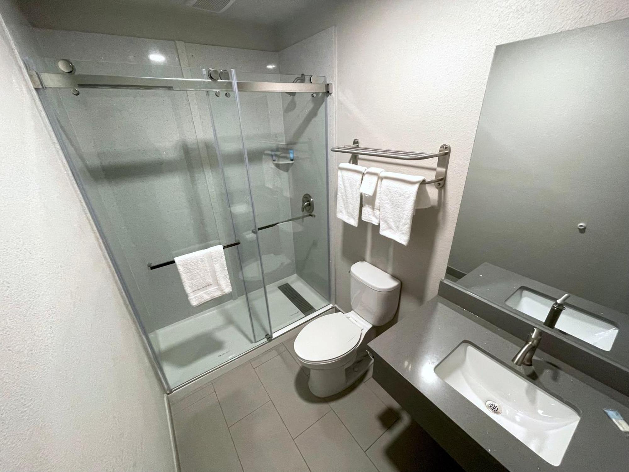 Sequoia Motel Фресно Экстерьер фото